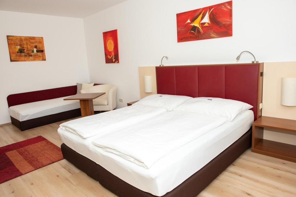 Gaestehaus Schuetz Spitz an der Donau Zewnętrze zdjęcie