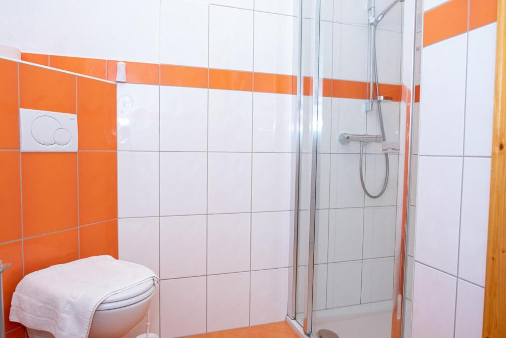 Gaestehaus Schuetz Spitz an der Donau Zewnętrze zdjęcie